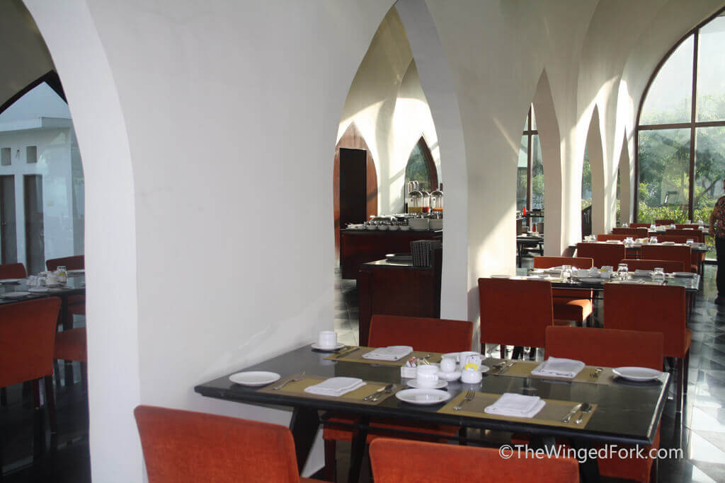 Light and airy dining area at Lebua in Jaipur - TheWingedFork