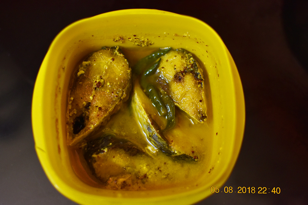 What’s for dinner? – Hilsa Fish Curry - Eastern India by Somnath from Travel Crusade