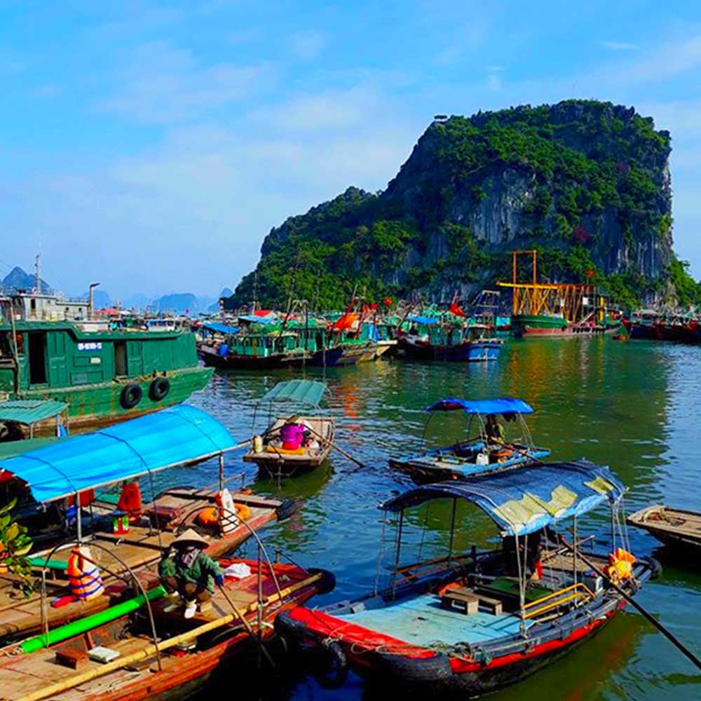 Halong Bay - Pic by Ann from Eco Conscious Traveller
