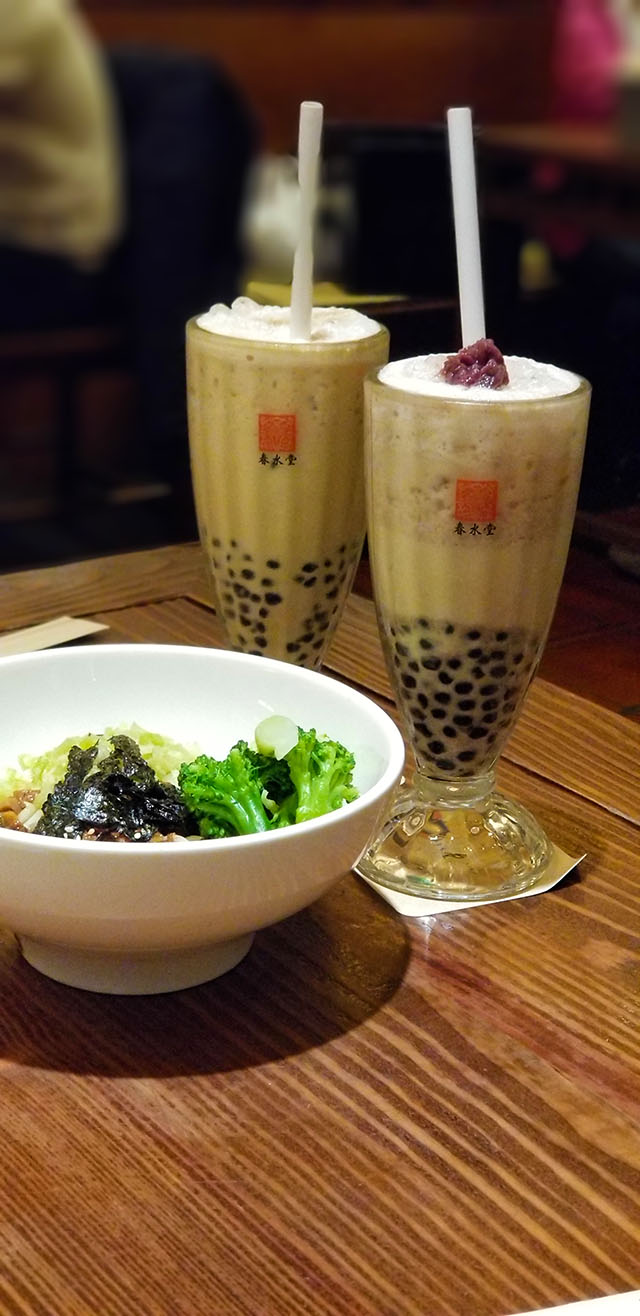 Bubble Tea in Taichung, Taiwan - Pic by Queenie from Ms Travel Solo