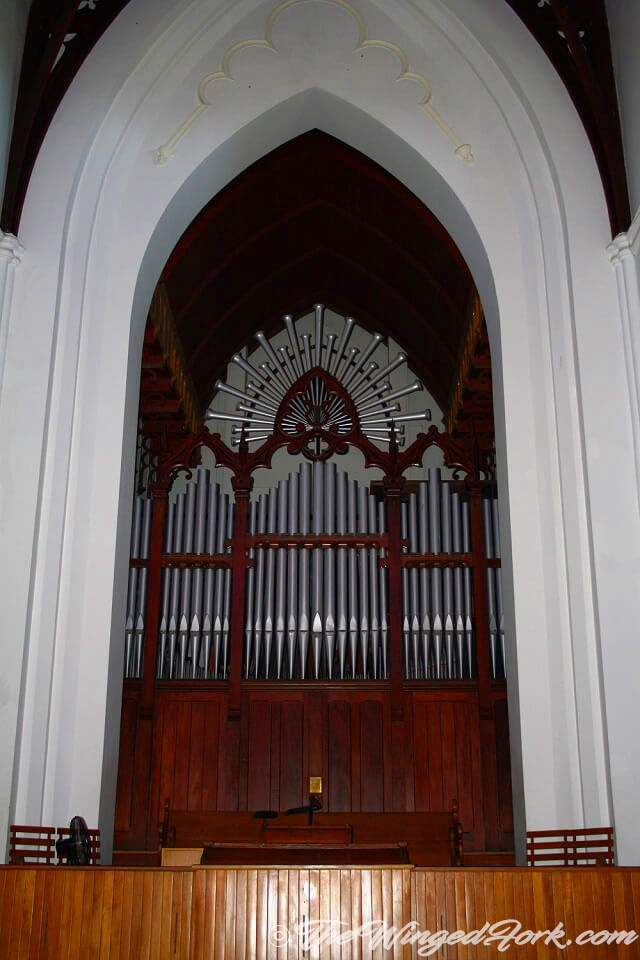 The mahogany covered pipe organ - TheWingedFork