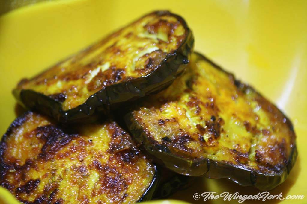 Fried Brinjal slices are ready - Pic by Abby from TheWingedFork