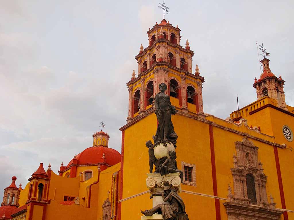 Yellow Church at Plaza de la Paz.