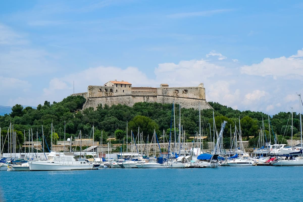 The imposing Fuerte Cadrado fort in Antibes as seen from across the water.